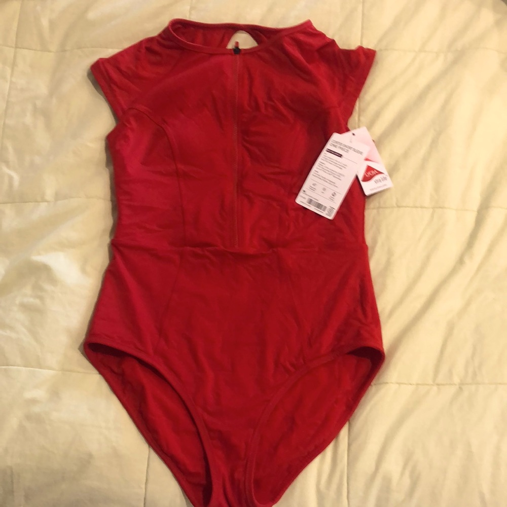 Athelta Cortes swimsuit M red NWT one piece